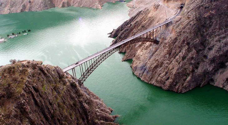 طراحی، ساخت و نصب بزرگترین سازه و پل های فلزی در ایران و خاورمیانه